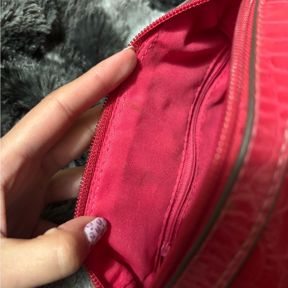 Red Croc-Embossed Handbag - Picture 4 of 5